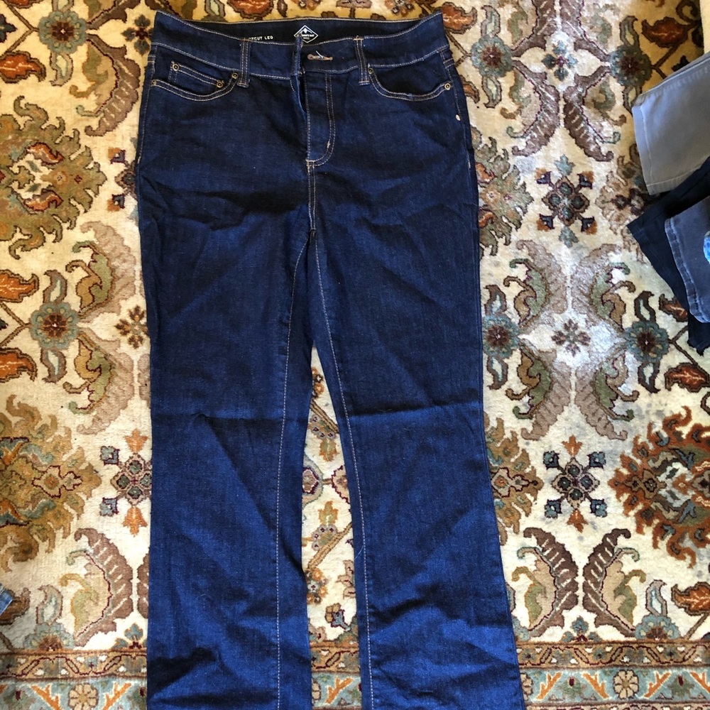 Boot cut jeans